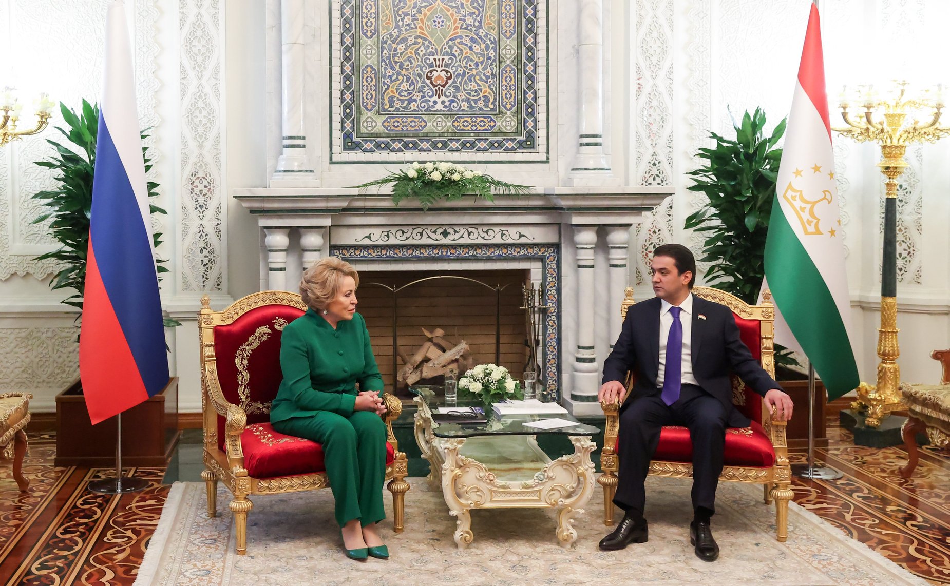 Встреча Председателя Совета Федерации Валентины Матвиенко с Председателем Маджлиси милли Маджлиси Оли (верхней палаты парламента) Республики Таджикистан Рустами Эмомали