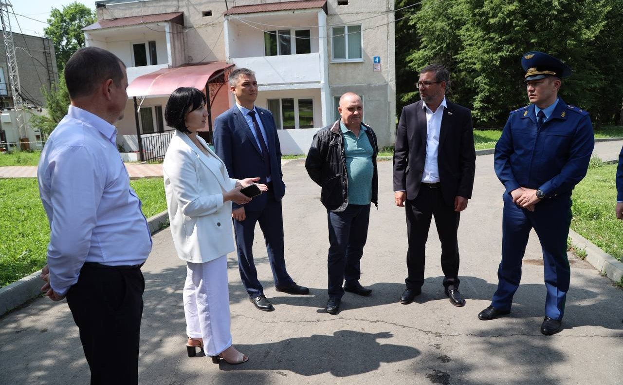 Николай Владимиров посетил детский оздоровительный санаторий «Лесная сказка»