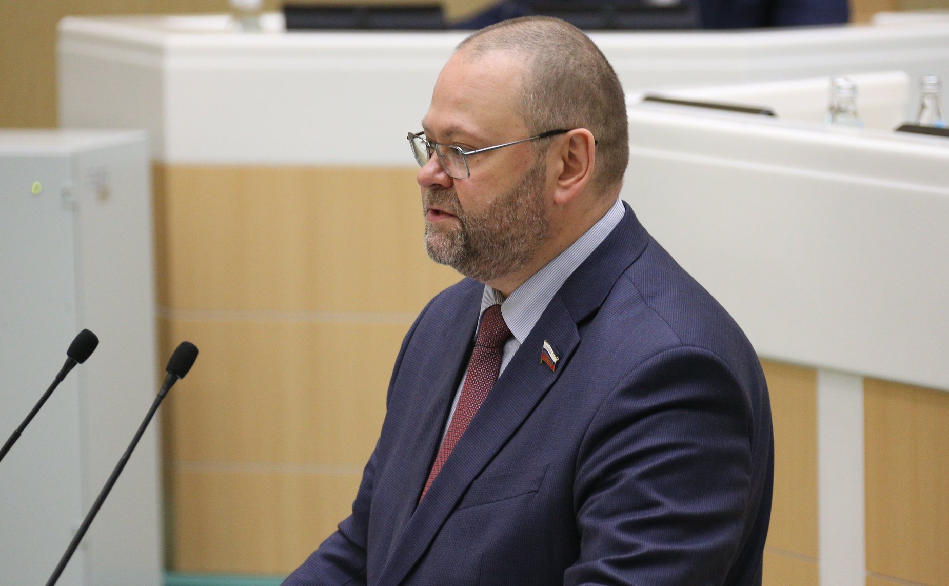 Олег Мельниченко