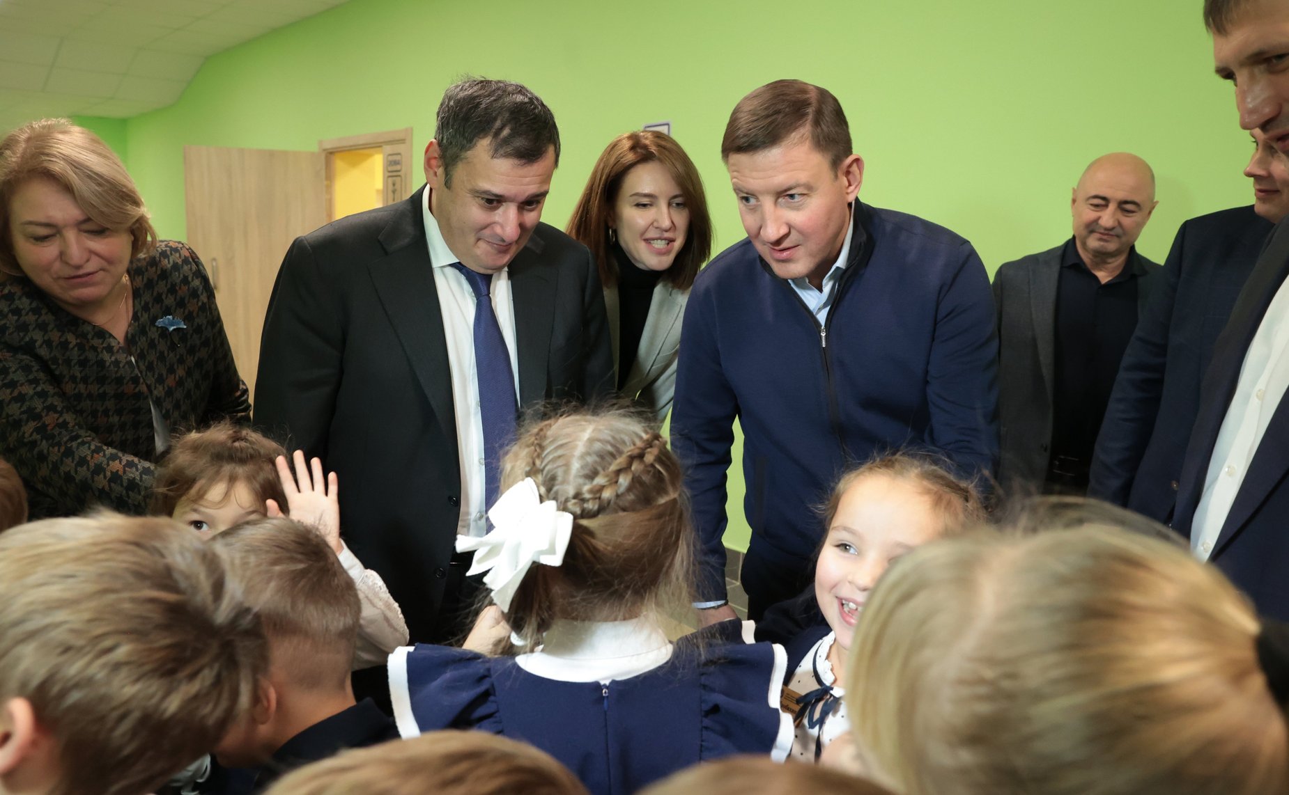 Андрей Турчак посетил в Нижегородской области школу, построенную в рамках президентской программы