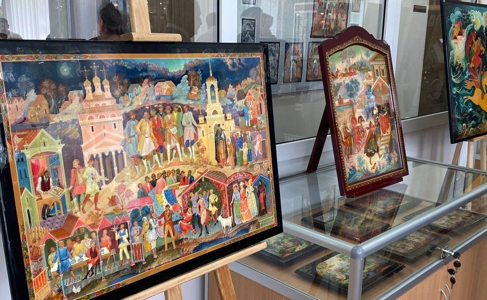 В поселке Мстёра Владимирской области состоялось выездное заседание Временной комиссии СФ по сохранению и развитию народных художественных промыслов в Российской Федерации