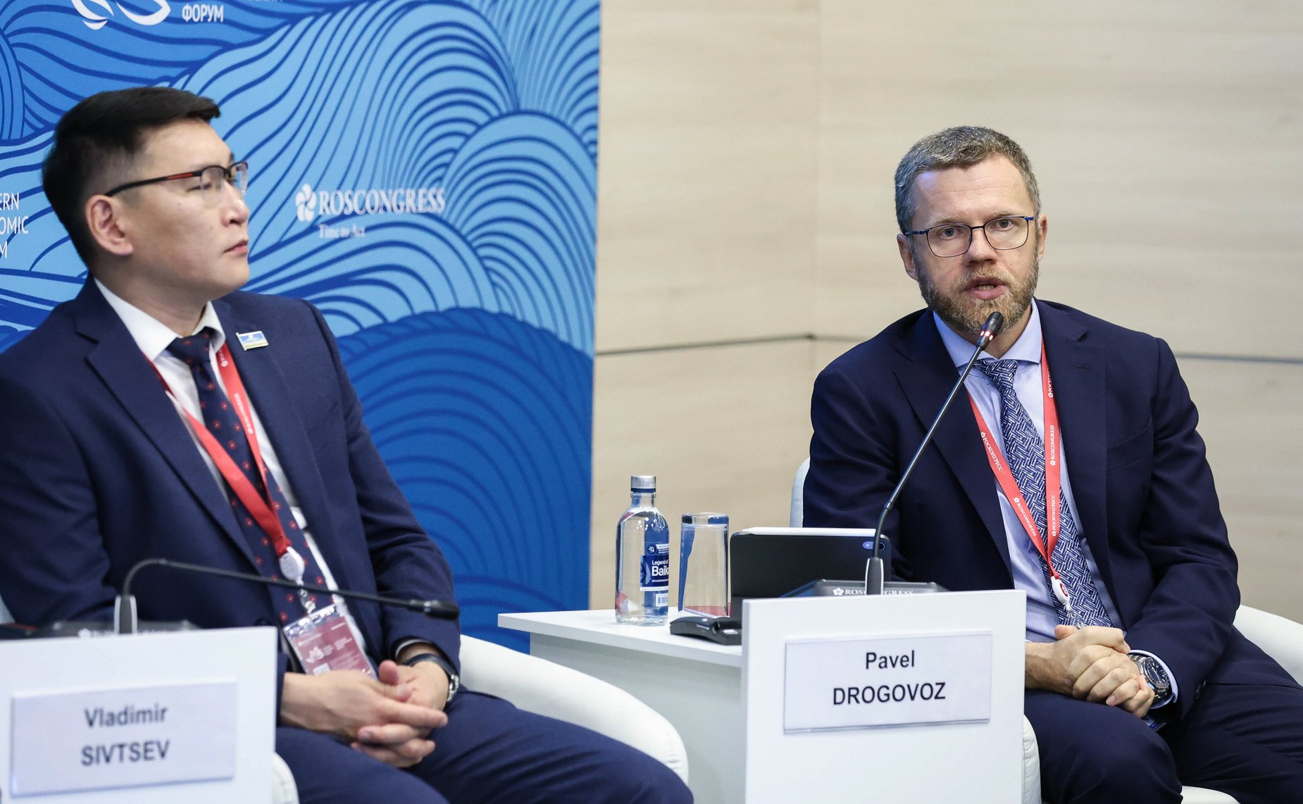 Сессия «Беспилотные системы – что бы изобрести, чтобы ничего не делать?». Сенаторы принимают участие в VIII Восточном экономическом форуме