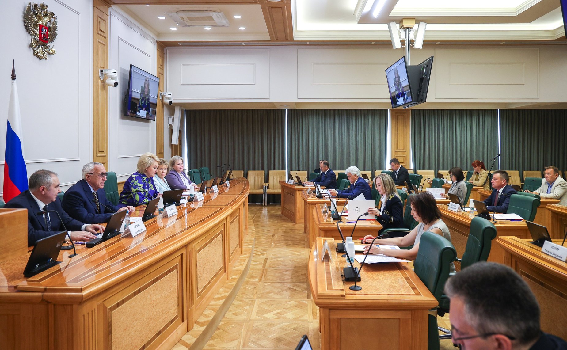 Круглый стол Комитета Совета Федерации по науке, образованию и культуре «Управление интеллектуальной собственностью в организациях, осуществляющих образовательную деятельность по образовательным программам высшего образования»