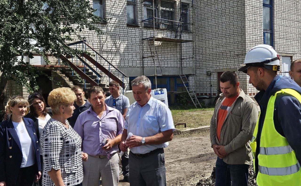 Ольга Бас посетила Рыбянцевскую школу Новопсковского муниципального округа ЛНР