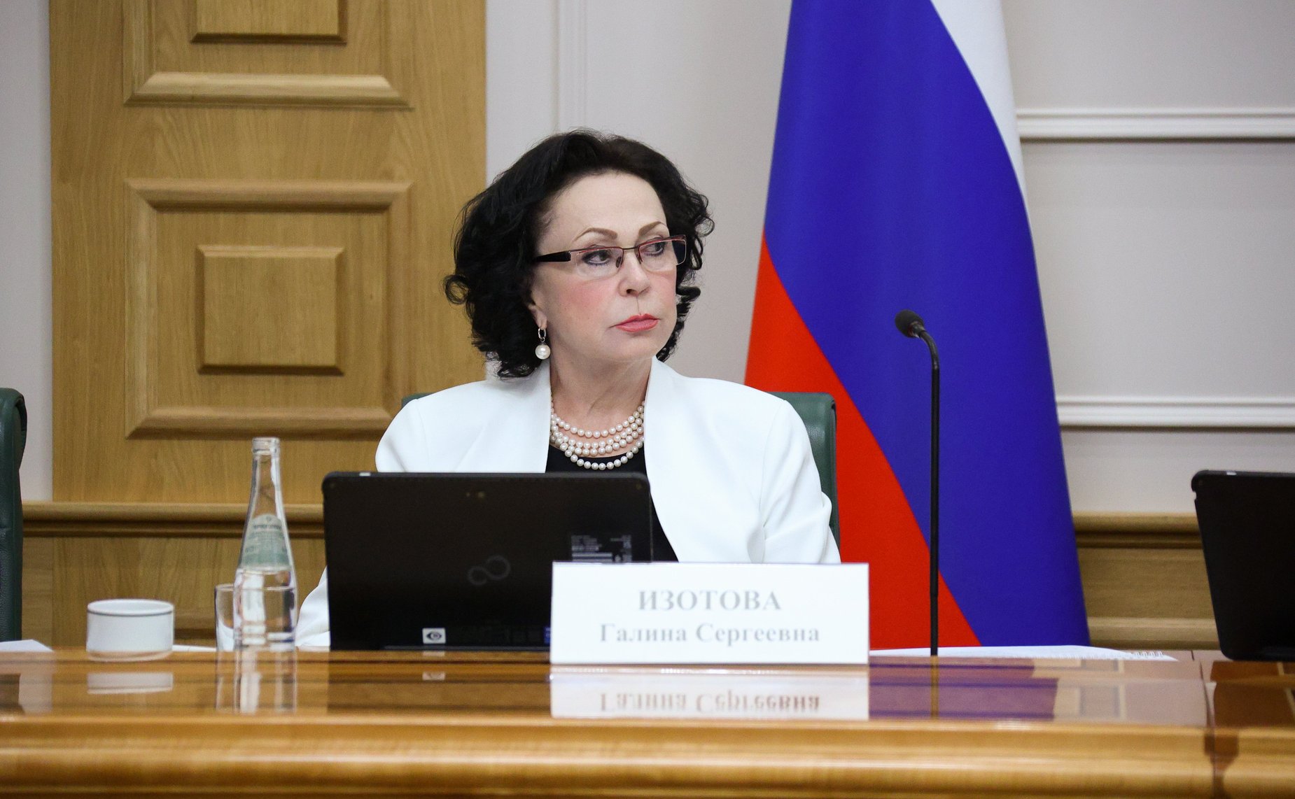 Расширенное заседание Комитета Совета Федерации по социальной политике с участием Министра труда и социальной защиты Российской Федерации Антона Котякова