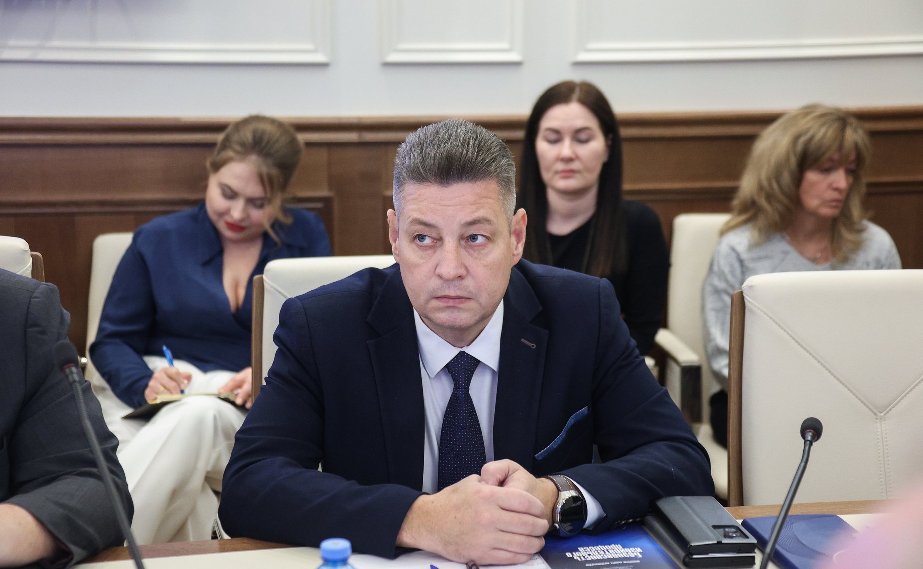 Совещание Комитета СФ по международным делам совместно с Комиссией СФ по защите государственного суверенитета и предотвращению вмешательства во внутренние дела РФ