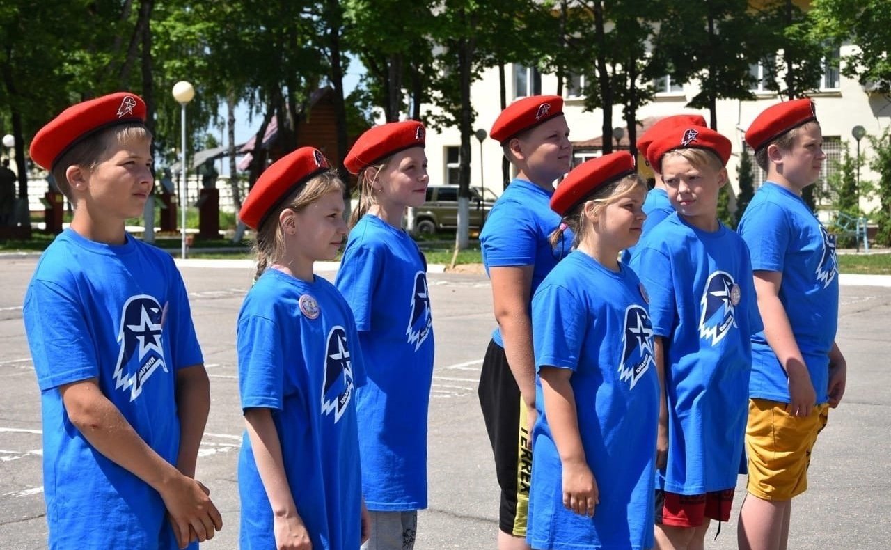 Торжественное открытие детско-юношеской военно-спортивной игре «Zарница» в городе Смоленск