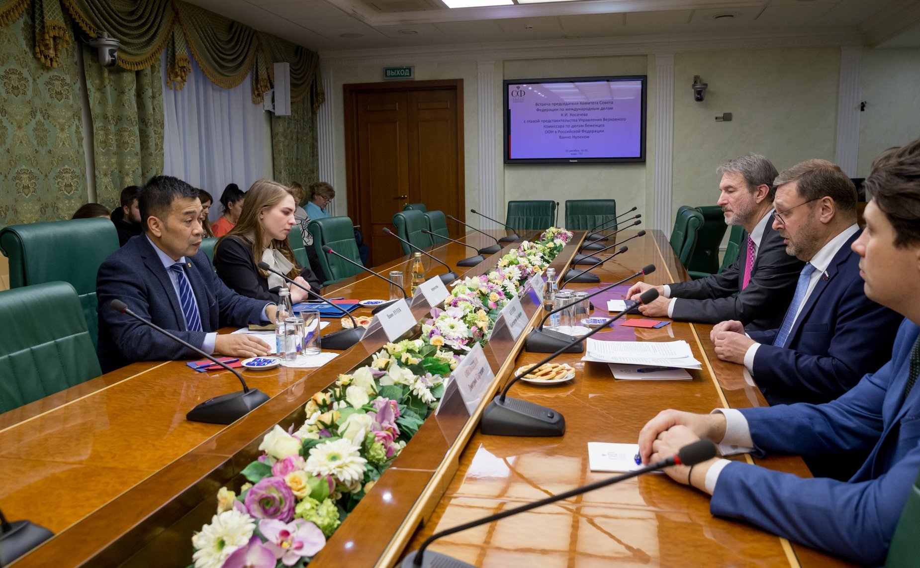 Встреча Константина Косачева с главой представительства Управления Верховного Комиссара по делам беженцев ООН в РФ Ванно Нупеком