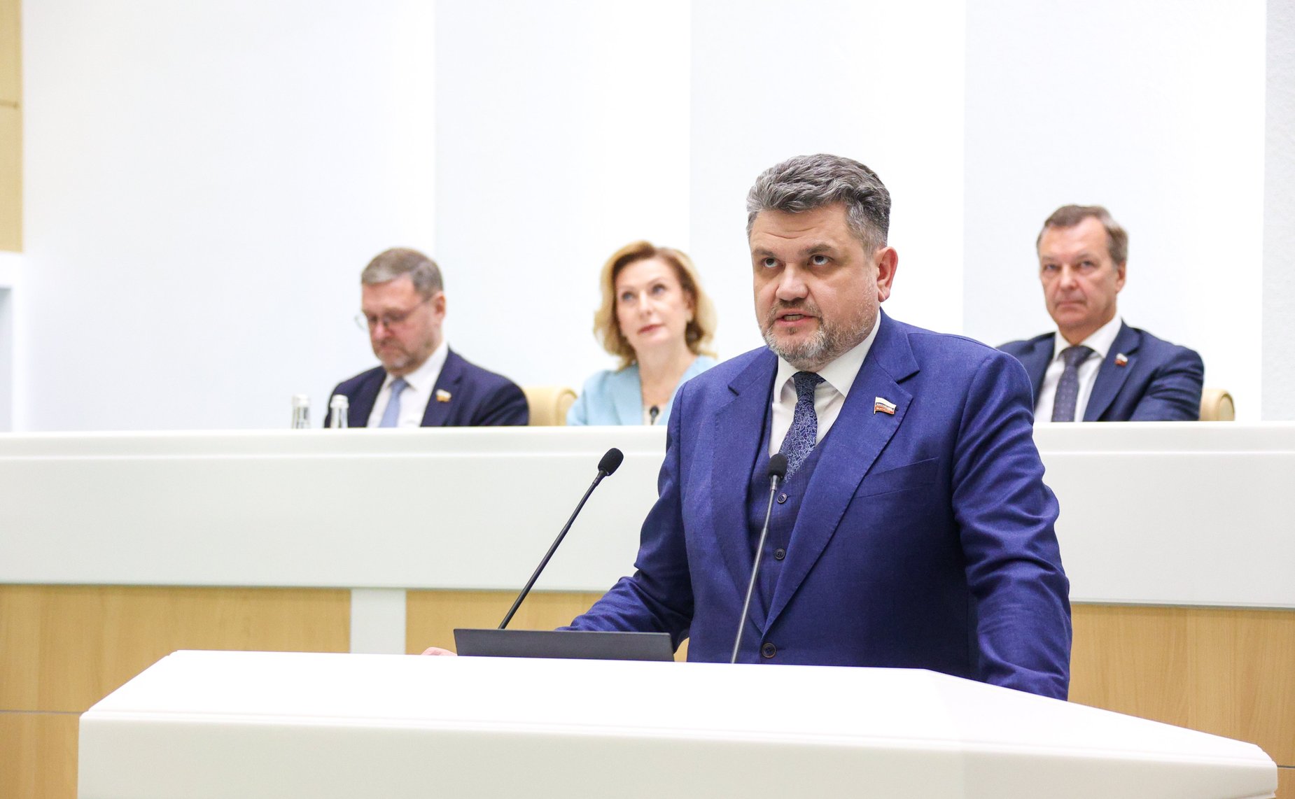 Александр Жуков