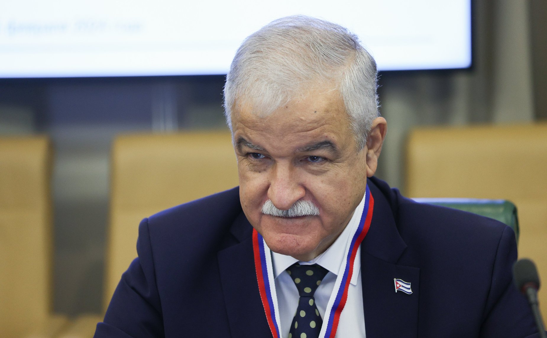Встреча сенаторов РФ с заведующим международным отделом ЦК Коммунистической партии Кубы, членом Комиссии по международным связям Национальной Ассамблеи народной власти Республики Куба Эмилио Лосадой