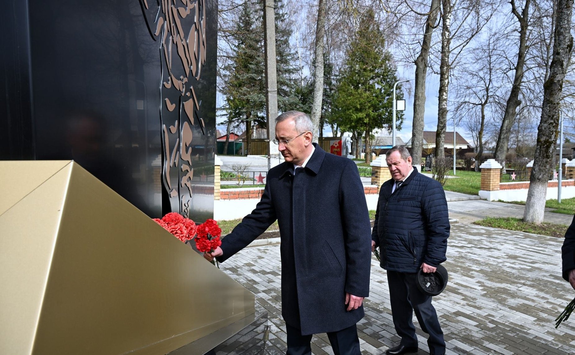 Анатолий Артамонов совершил рабочую поездку в Хвастовичский район Калужской области
