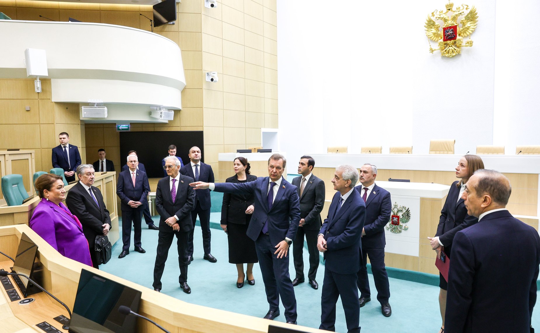 Экскурсия по Совету Федерации для делегации Милли Меджлиса Азербайджанской Республики во главе с первым заместителем Председателя Милли Меджлиса Азербайджанской Республики Али Ахмедовым