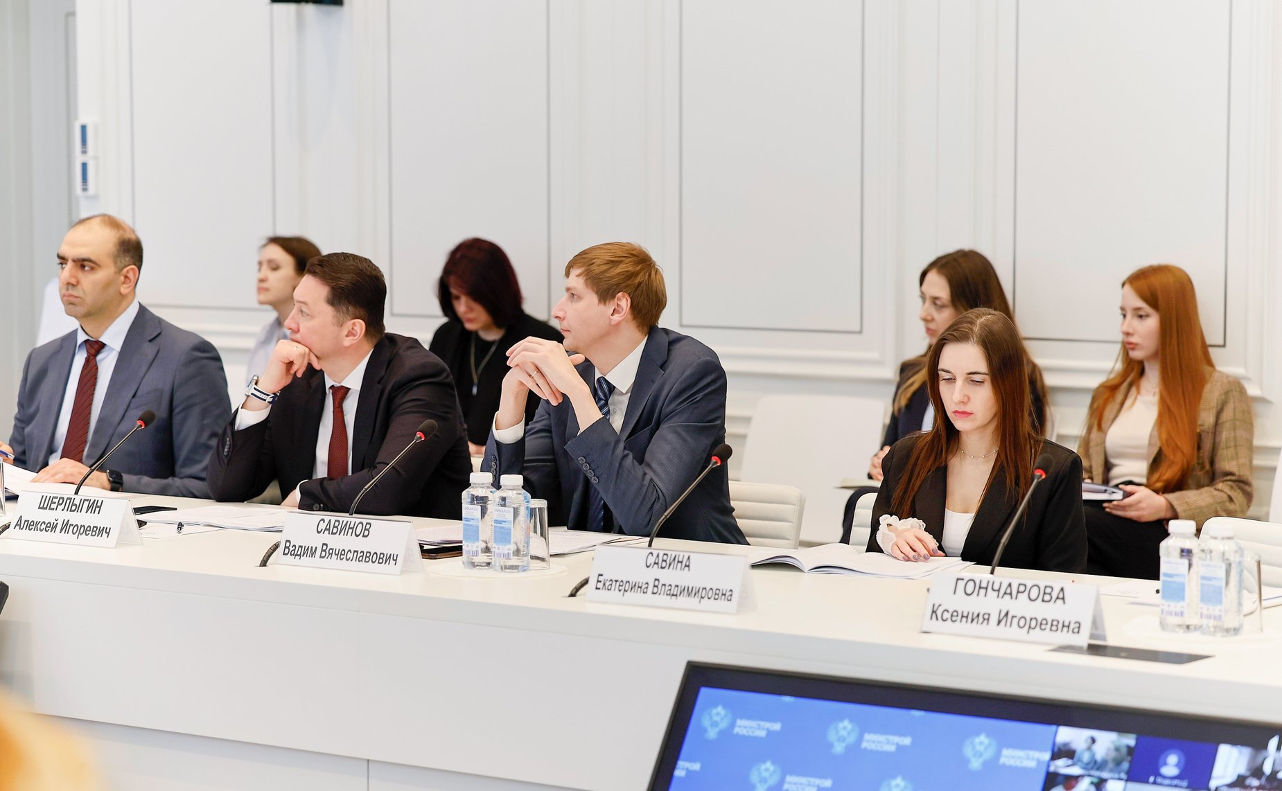 Круглый стол на тему «Совершенствование системы лицензирования деятельности по управлению многоквартирными домами»