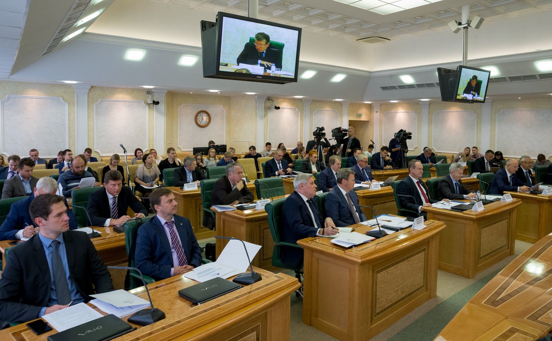 Парламентские слушания на тему «Актуальные вопросы совершенствования регулирования в сфере обязательного страхования гражданской ответственности владельцев транспортных средств»