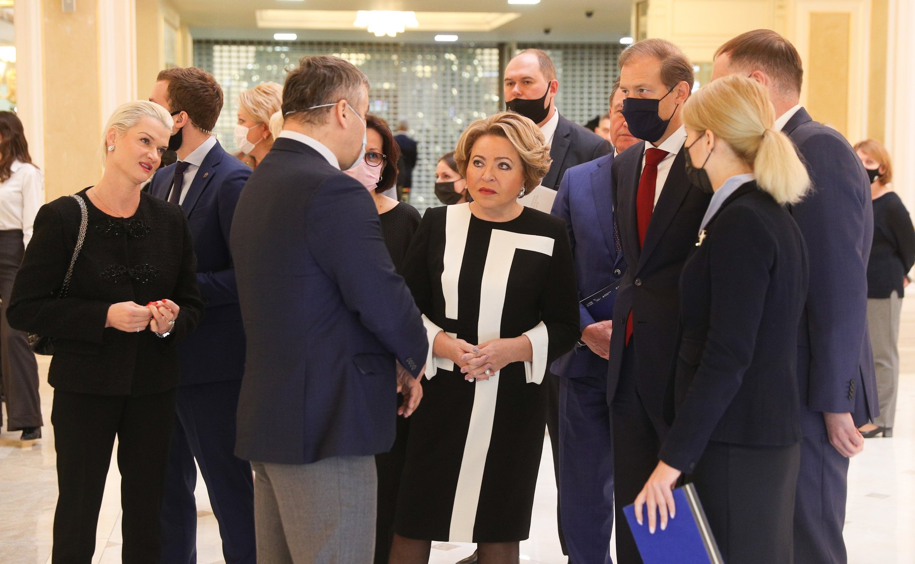 Открытие в Совете Федерации выставки детских товаров российских предприятий