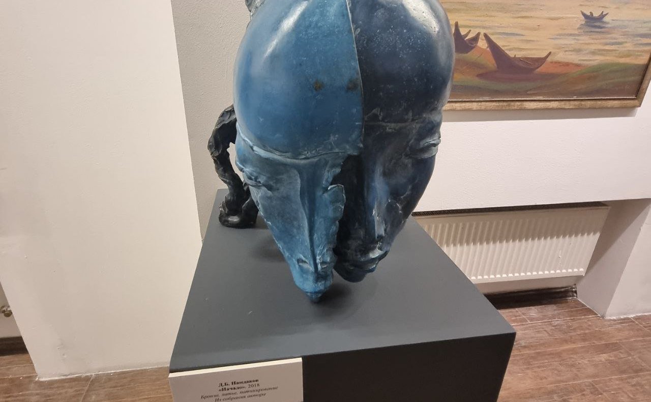 Вячеслав Наговицын принял участие в торжественном открытии выставки «Художники Бурятии. Российская академия художеств»