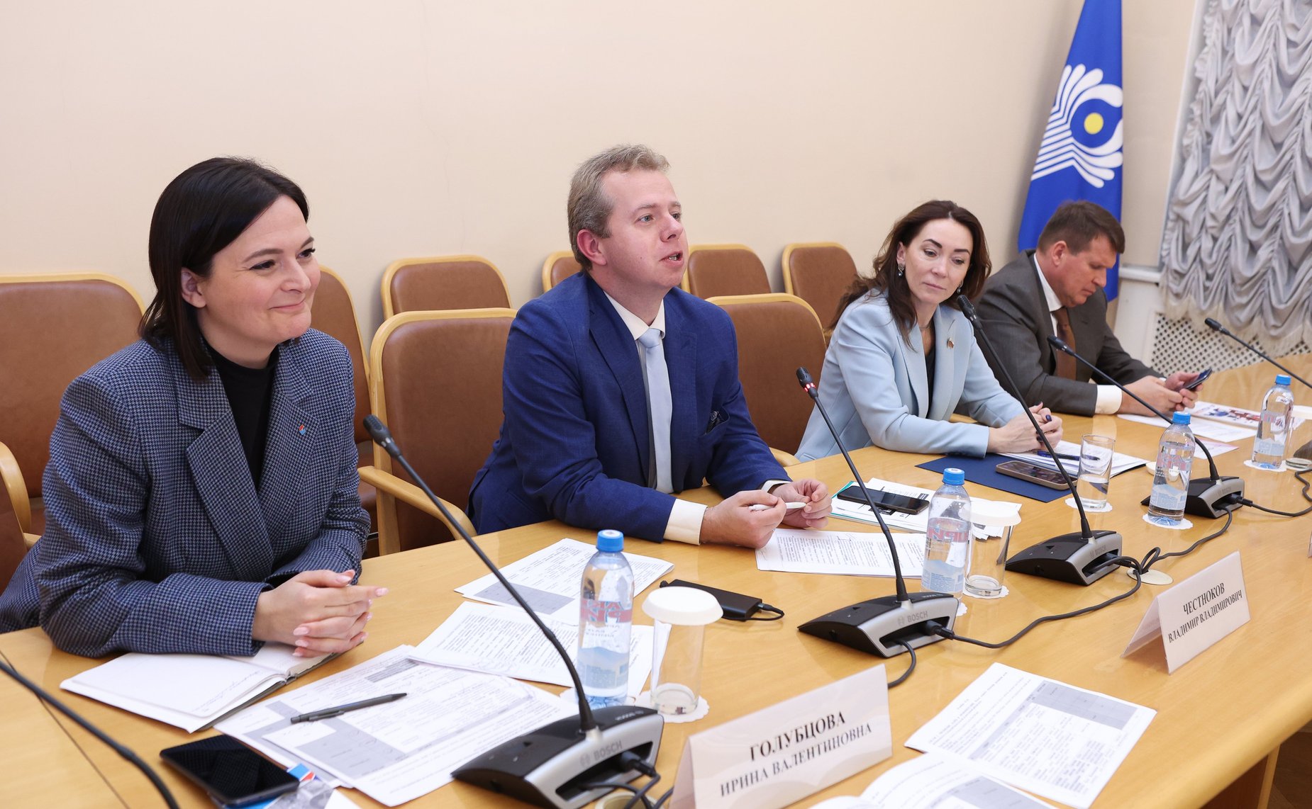 Круглый стол «Повышение производительности труда на предприятиях легкой промышленности в странах СНГ: возможные направления и подходы». III международный форум «Содружество моды»