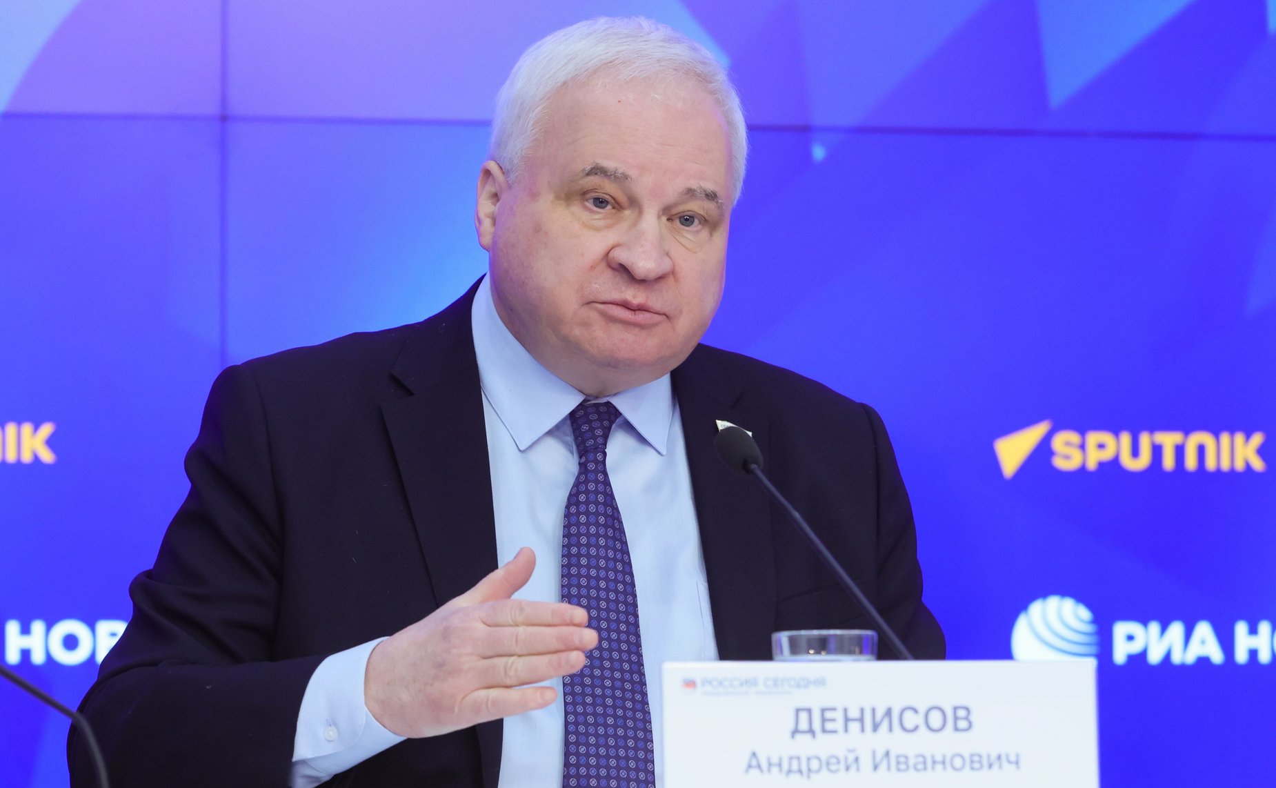 Андрей Денисов