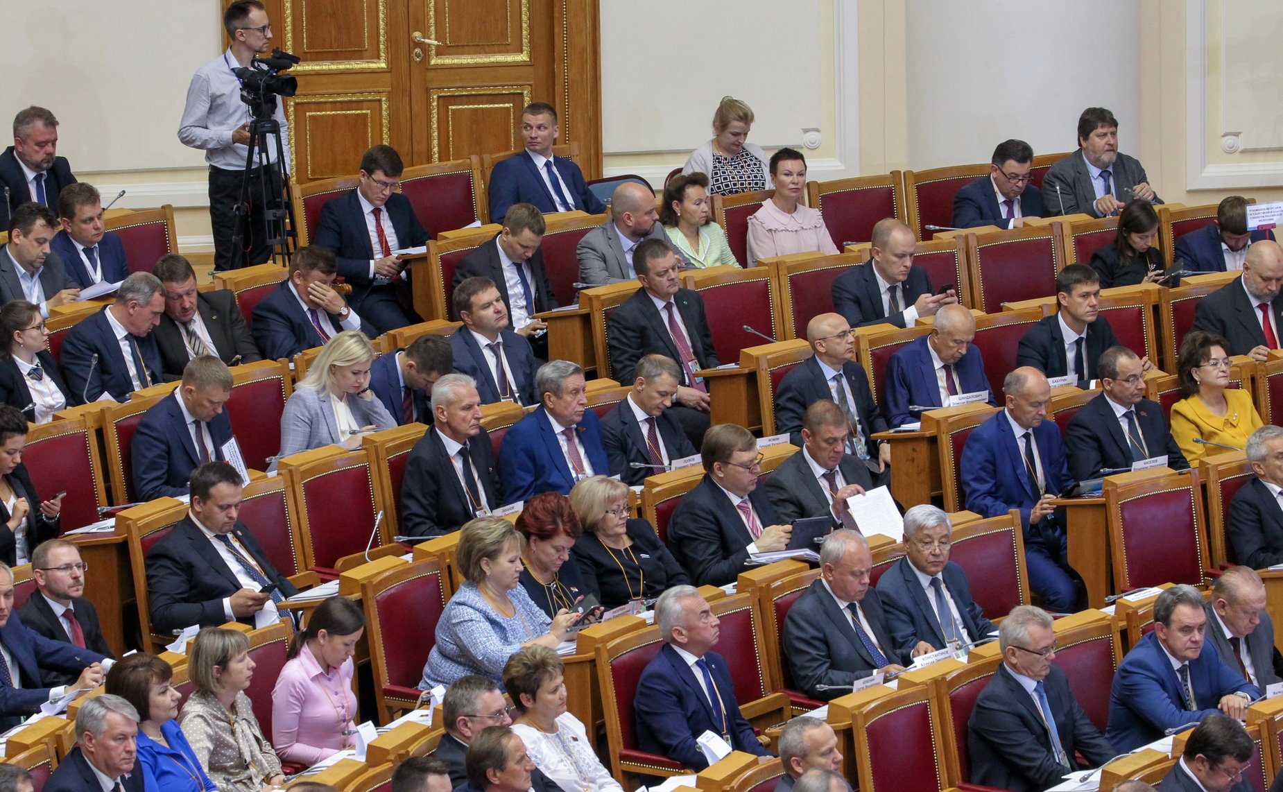 Пленарное заседание VI Форума регионов России и Беларуси на тему «Межрегиональные связи как основа формирования единого культурного и гуманитарного пространства народов России и Беларуси»