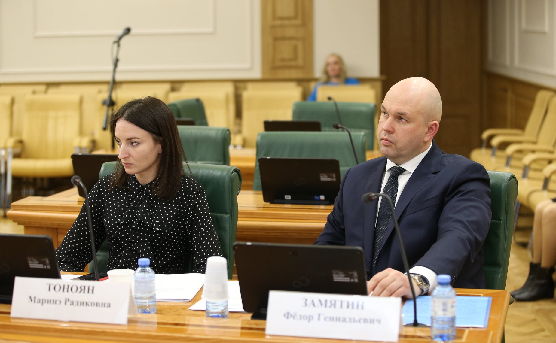 «Круглый стол», посвященный совершенствованию федерального законодательства в области обеспечения экологической безопасности, развития экологического образования и экологической культуры