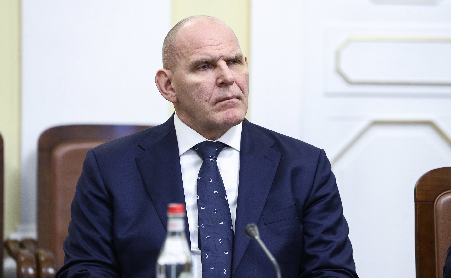 Александр Карелин