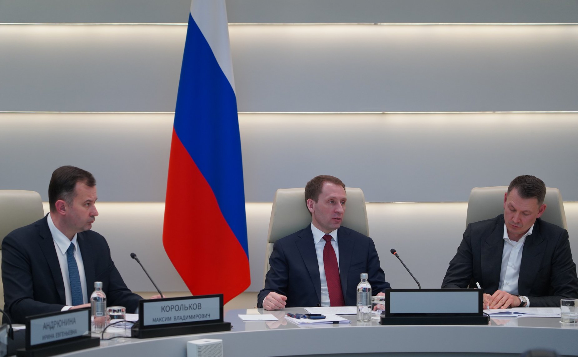 Александр Двойных провел заседание, посвященное реализации федеральных проектов «Оздоровление Волги» и «Сохранение озера Байкал» в части строительства и реконструкции очистных сооружений