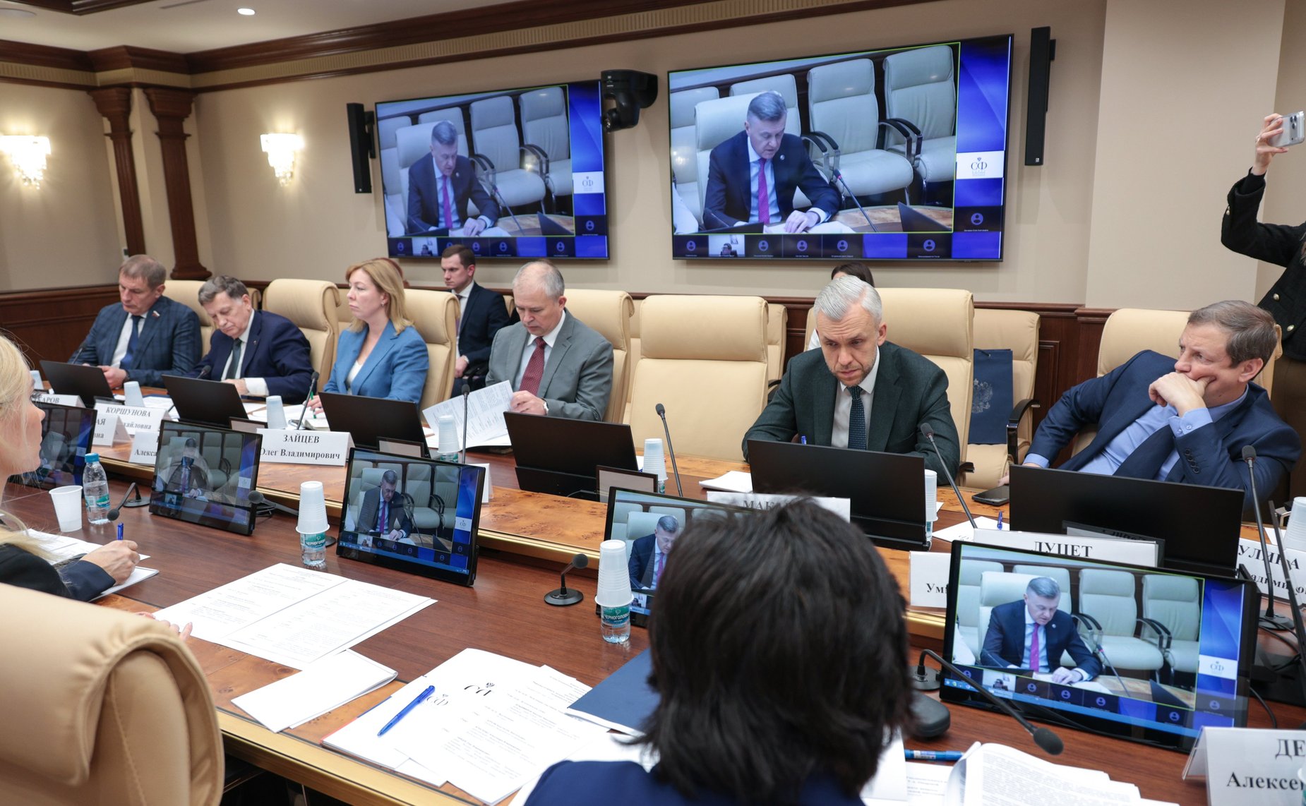 Круглый стол Комитета СФ по конституционному законодательству и государственному строительству «Реформа нотариата: вопросы нормативно-правового регулирования нотариальной деятельности»