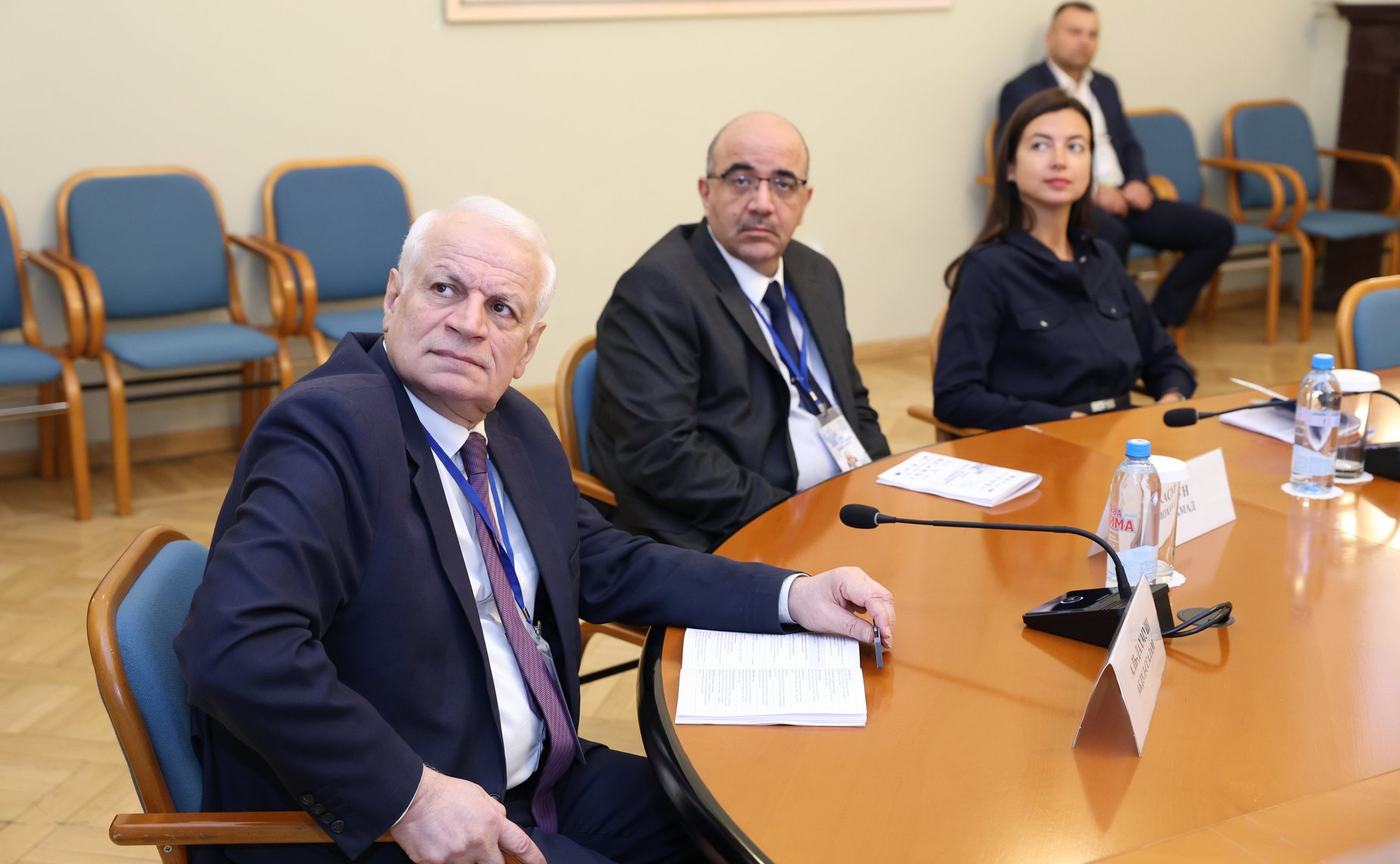 Заседание круглого стола на тему «Образовательные мосты: университеты и языковые центры как важный фактор продвижения русского языка за рубежом»