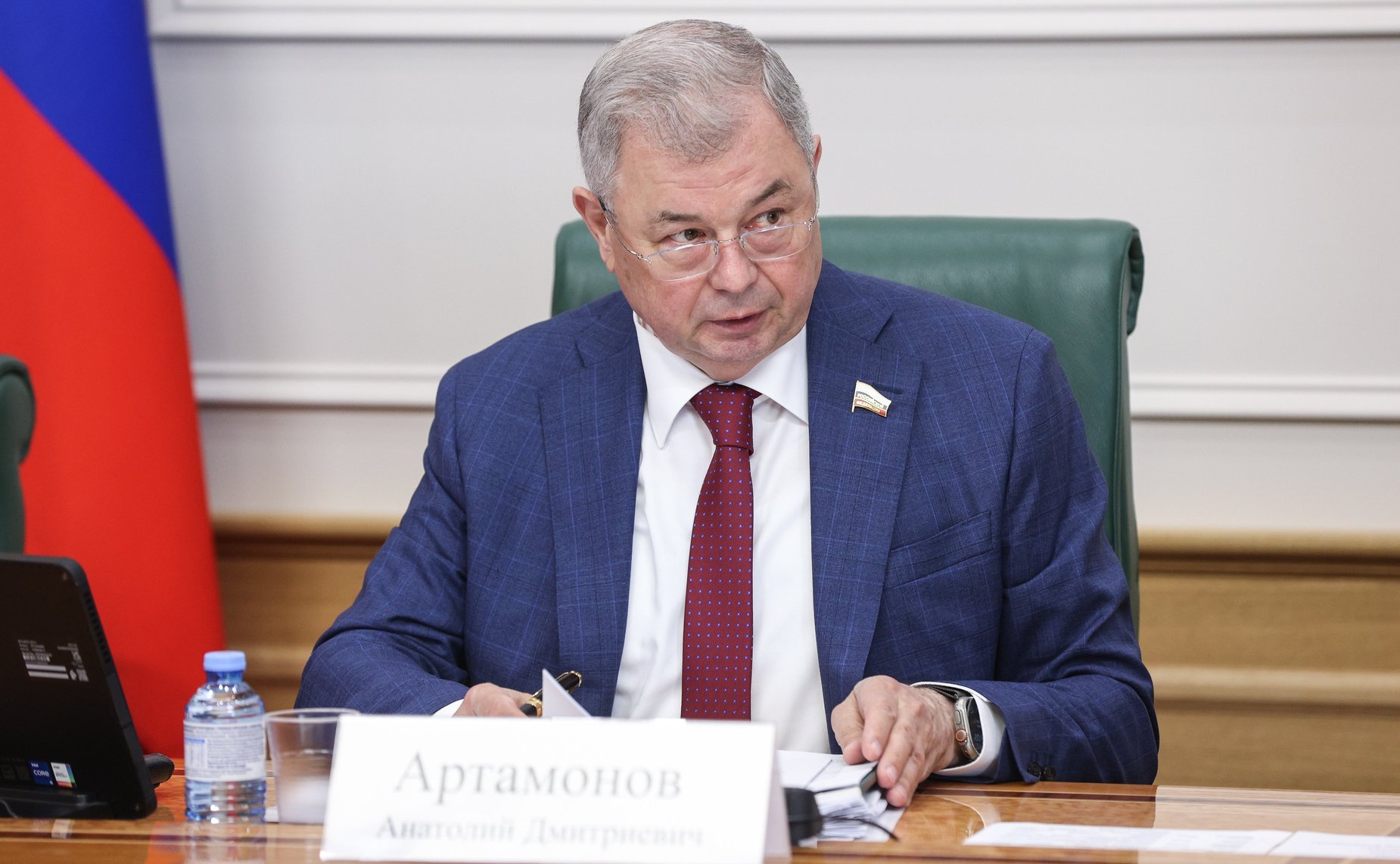 Анатолий Артамонов