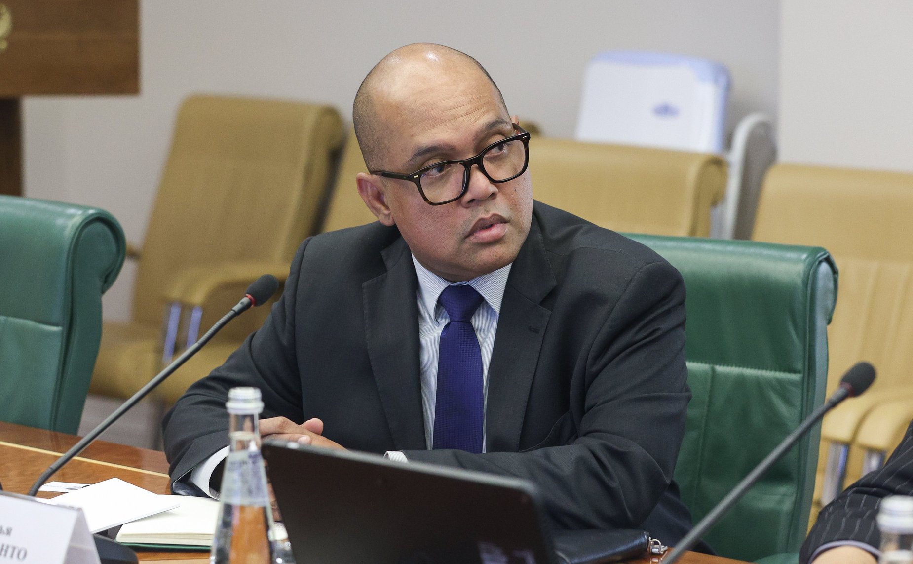 Встреча председателя Комитета СФ по конституционному законодательству и государственному строительству Андрея Клишаса с руководителем Комитета по исследованиям Народного консультативного конгресса Республики Индонезии