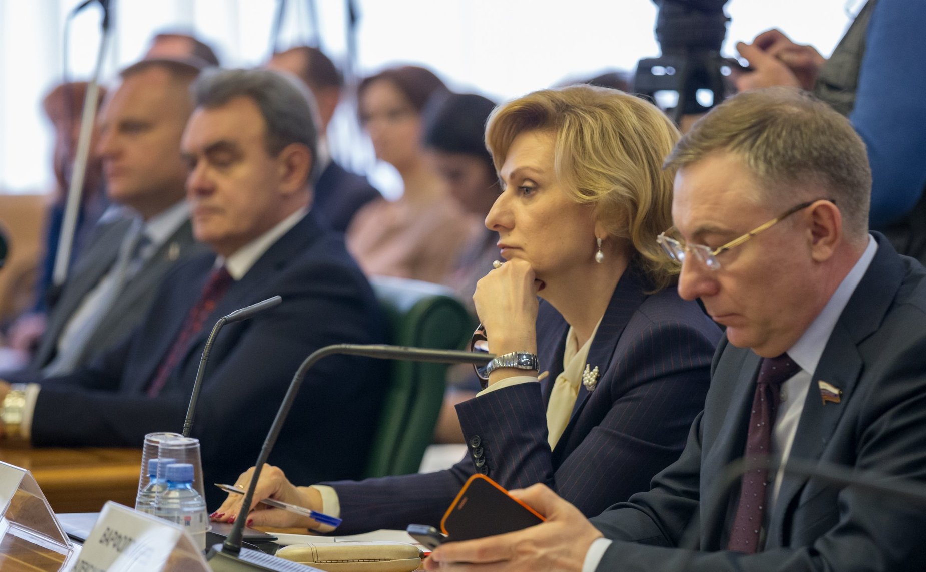 «Круглый стол» в рамках VIII Рождественских парламентских встреч в СФ. Духовно-нравственное и патриотическое воспитание молодежи в свете Великой Победы