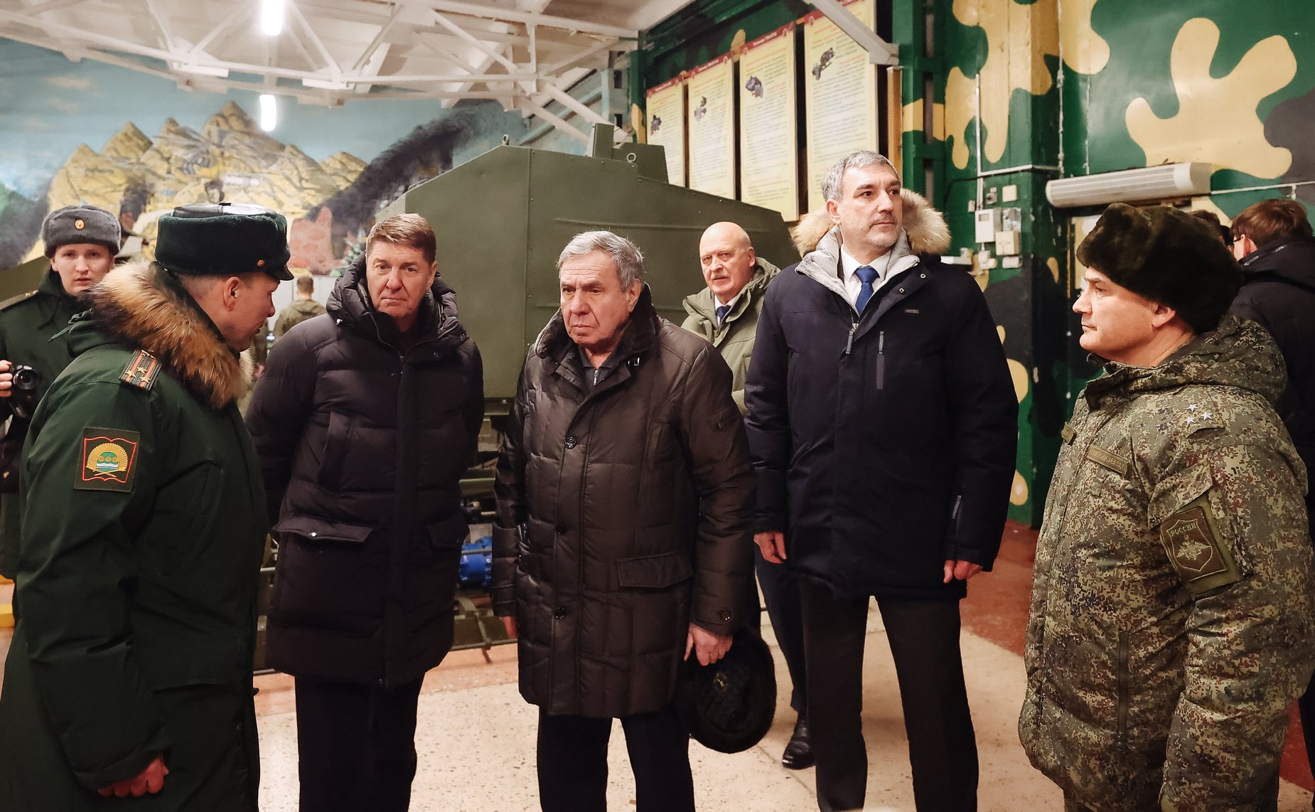 Сенаторы Российской Федерации посетили Дальневосточное гвардейское высшее общевойсковое командное училище ордена Жукова им. Маршала Советского союза К.К. Рокоссовского и музей училища