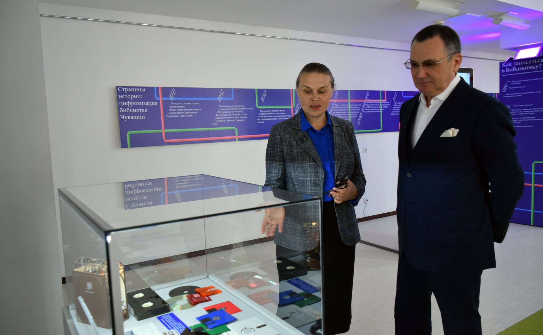 Николай Федоров посетил Национальную библиотеку Чувашской Республики