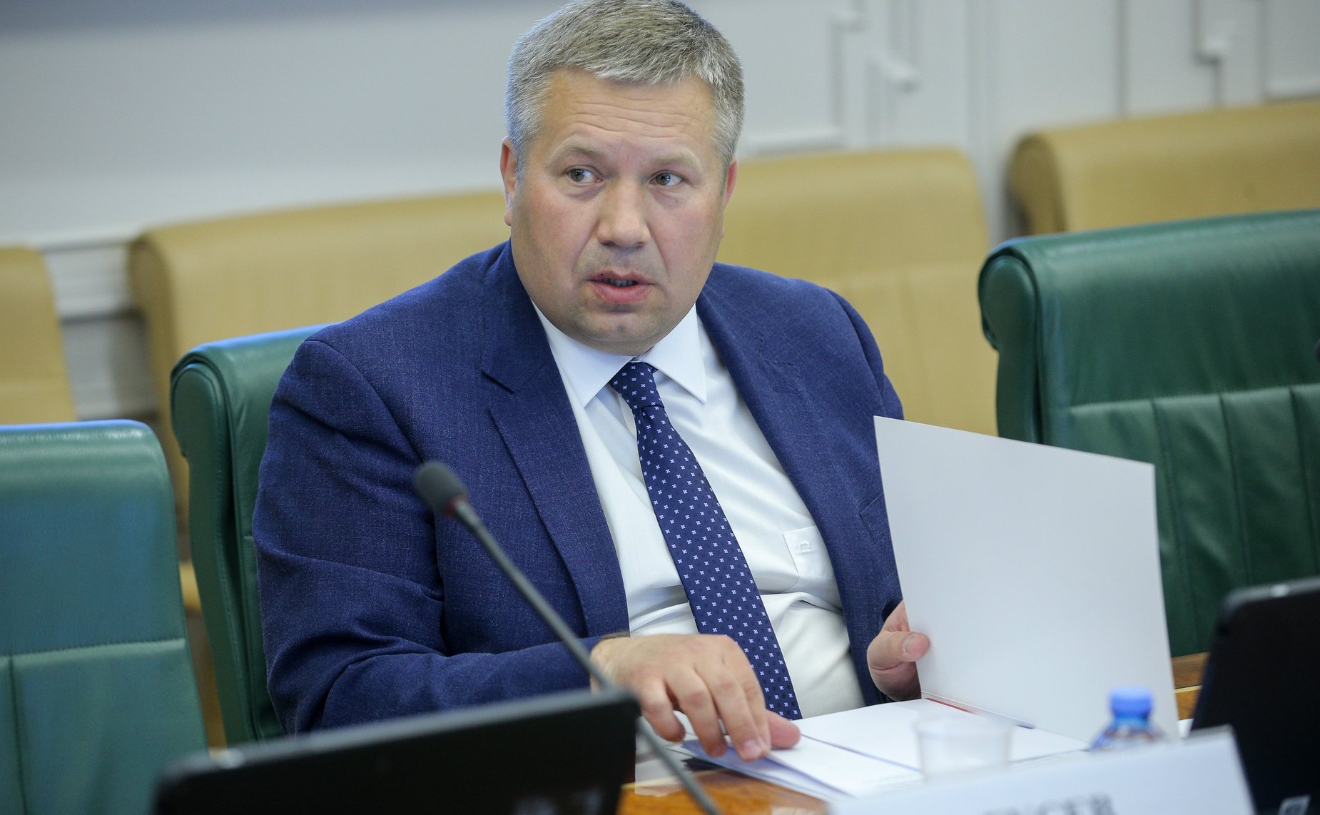 Денис Гусев