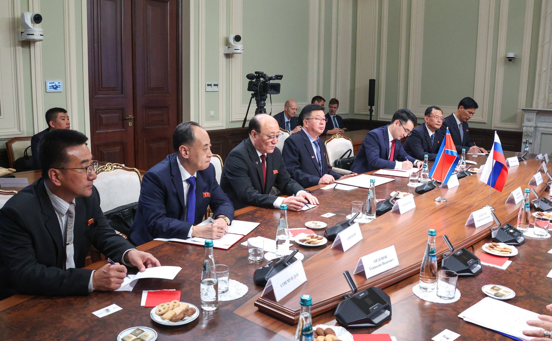 Инна Святенко провела встречу с руководителем группы содействия развитию корейско-российской дружбы в Верховном народном собрании Корейской Народно-Демократической Республики