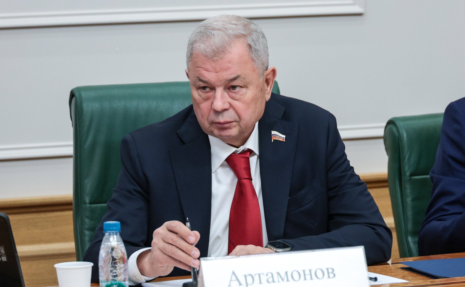 Анатолий Артамонов