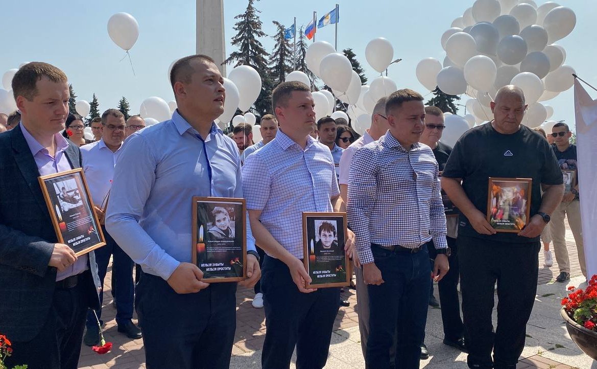 Айрат Гибатдинов принял участие в акции, посвященной памяти детей Донбасса, которые погибли в ходе военных действий киевского режима