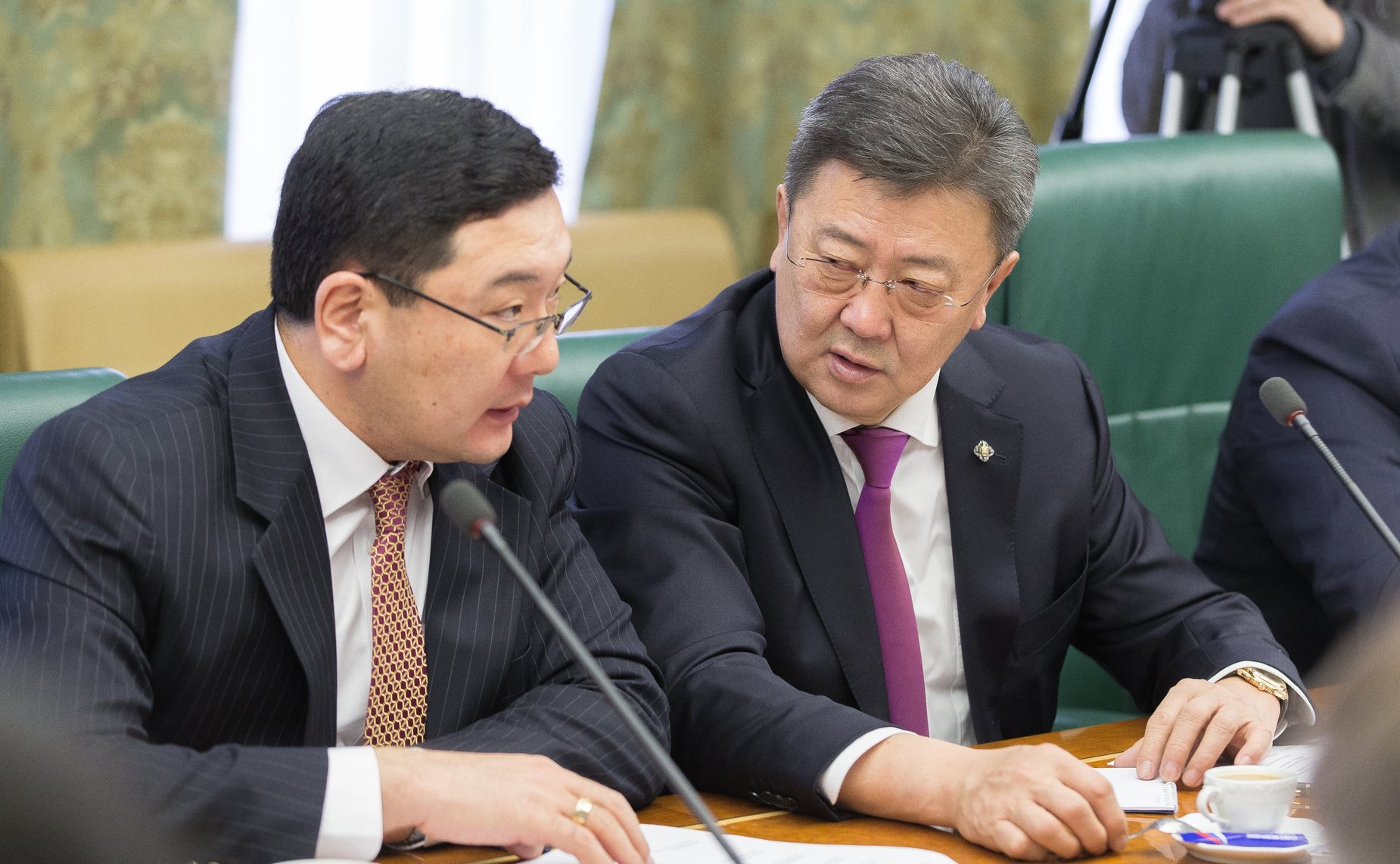 Встреча заместителя Председателя Совета Федерации Ильяса Умаханова с заместителем Председателя Великого Государственного Хурала Монголии Миеэгомбо Энхболдом