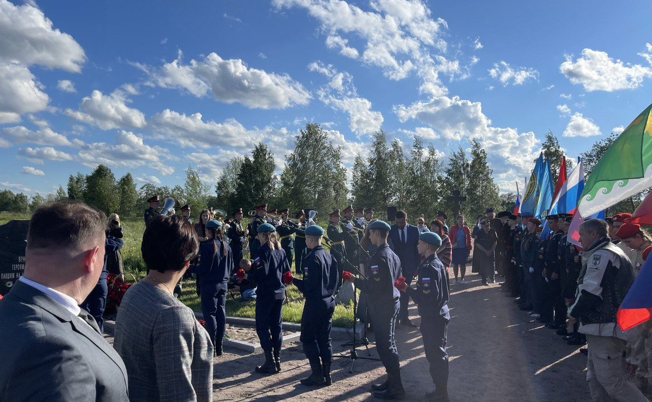 Николай Журавлев принял участие в церемонии открытия памятного знака, посвященного костромичам — защитникам Ленинграда