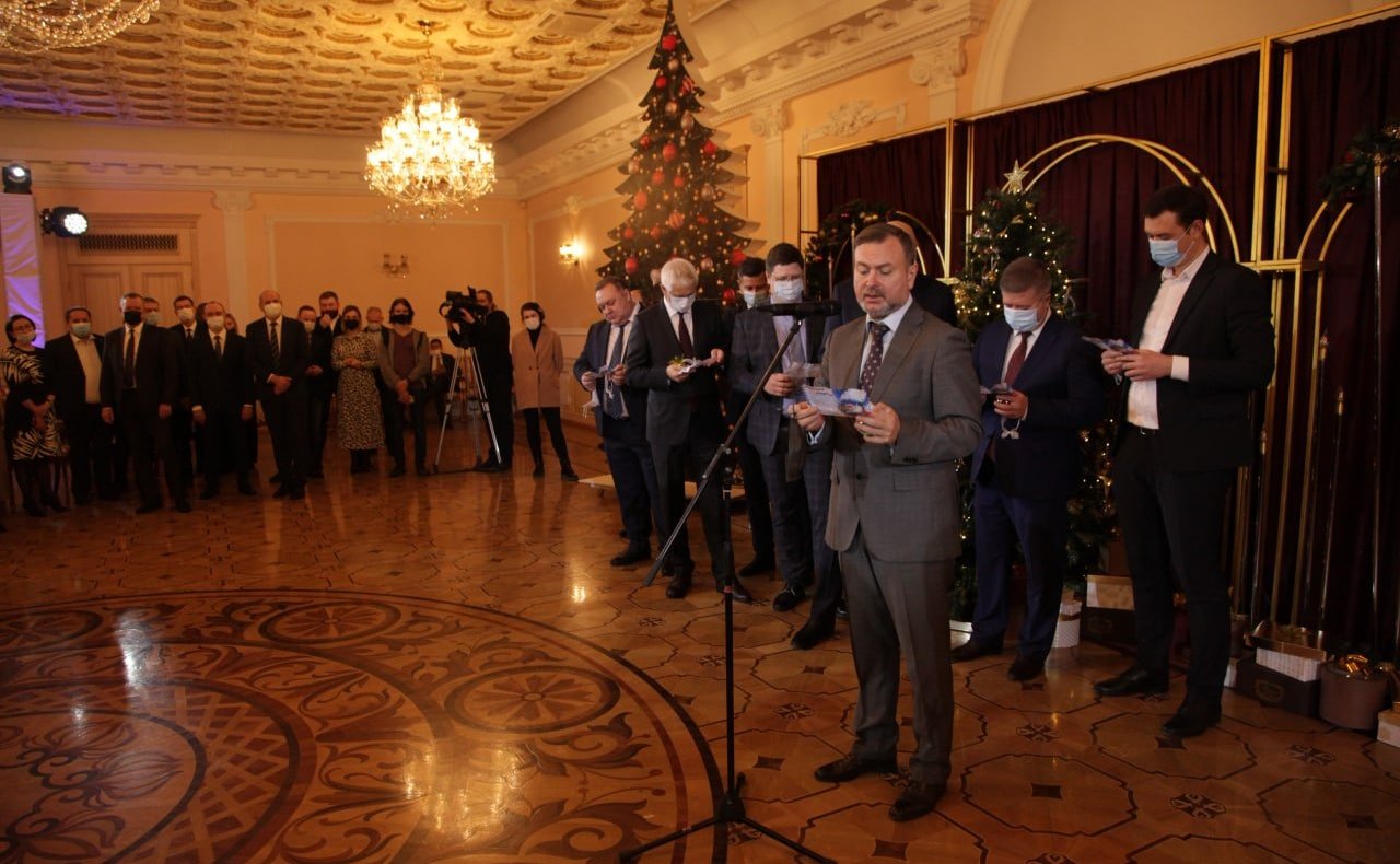 Маргарита Павлова в рамках региональных дней приняла участие в региональной акции «Елка желаний»