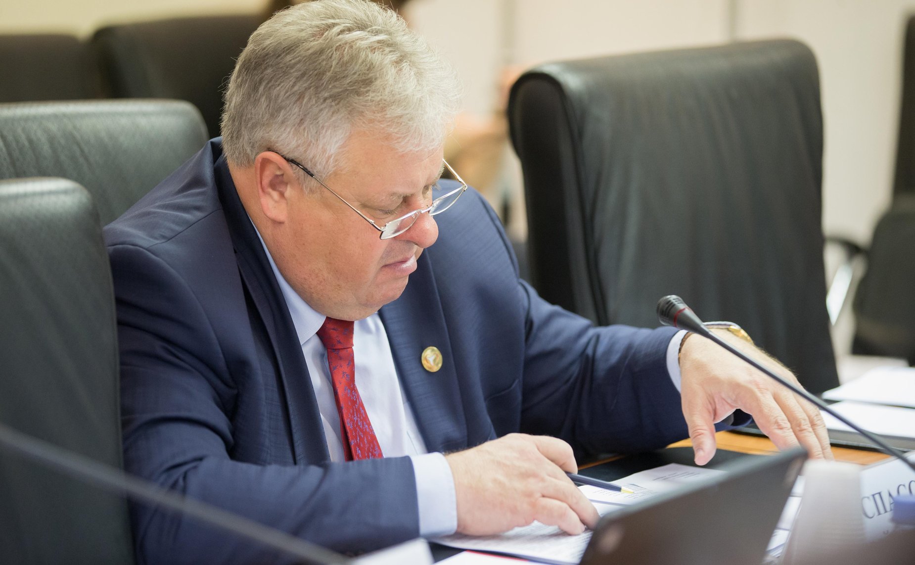 «Круглый стол» на тему «Актуальные вопросы сохранения здоровья мужского населения»