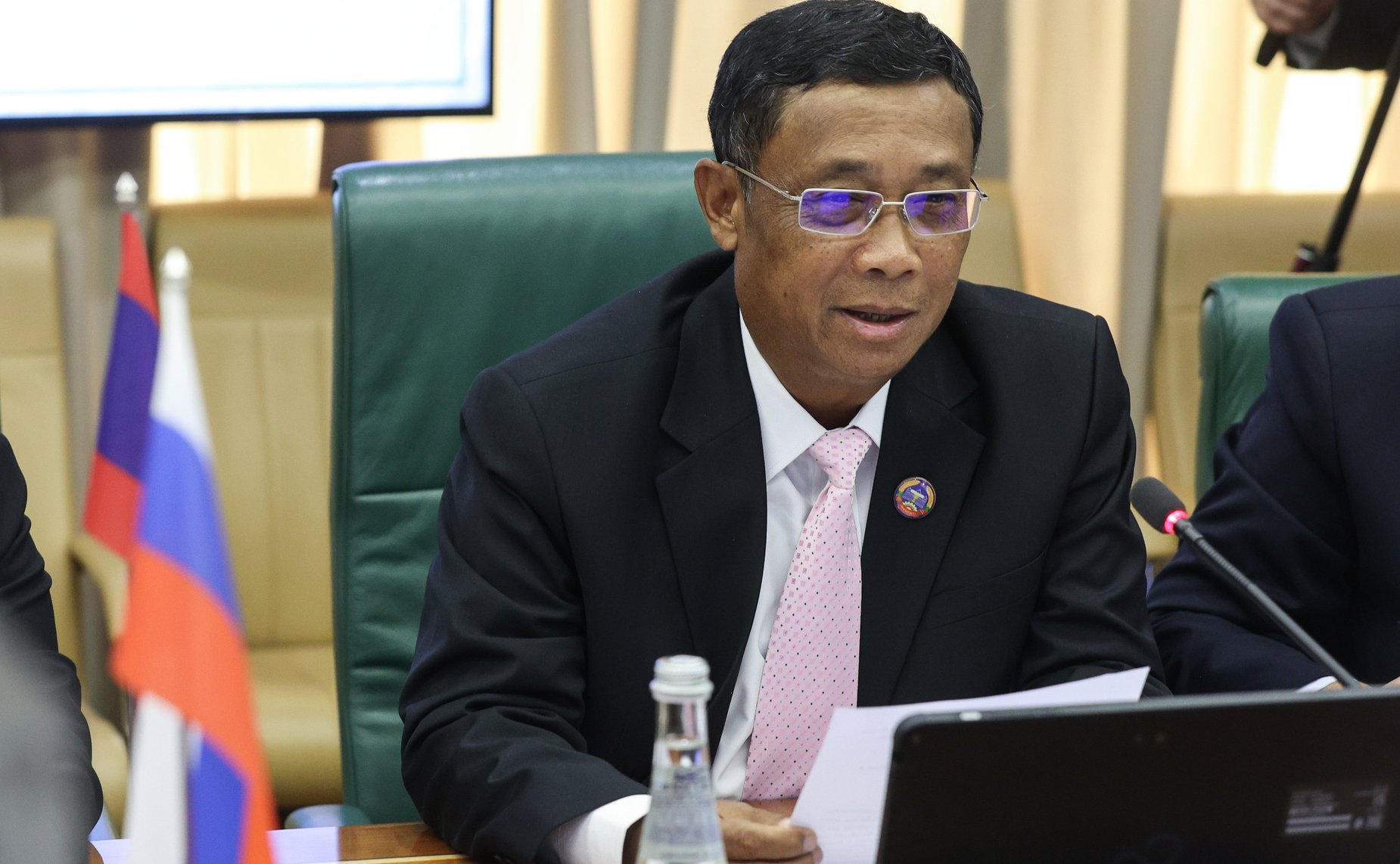 Константин Косачев провел встречу с заместителем Председателя Национального собрания Лаосской Народно-Демократической Республики Сувоном Лыангбунми