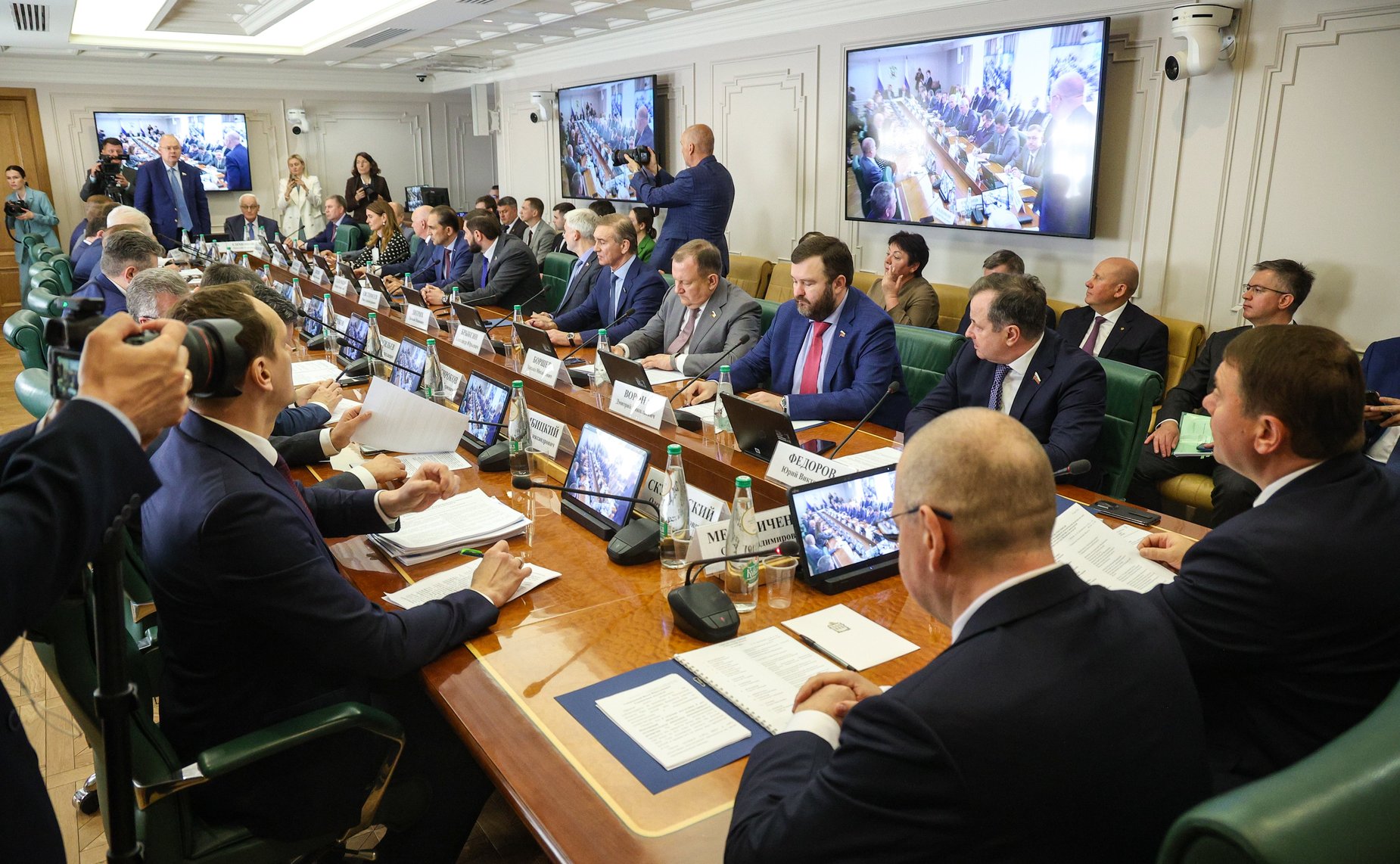 Расширенное заседание Комитета Совета Федерации по экономической политике «Развитие мебельного кластера и транспортной инфраструктуры Пензенской области» (в рамках Дней Пензенской области в Совете Федерации)