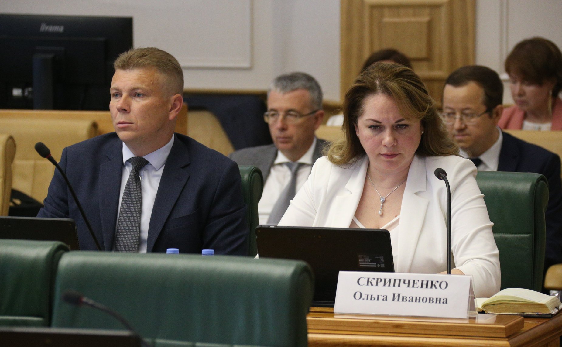 Заседание Комитета СФ по Конституционному законодательству и государственному строительству