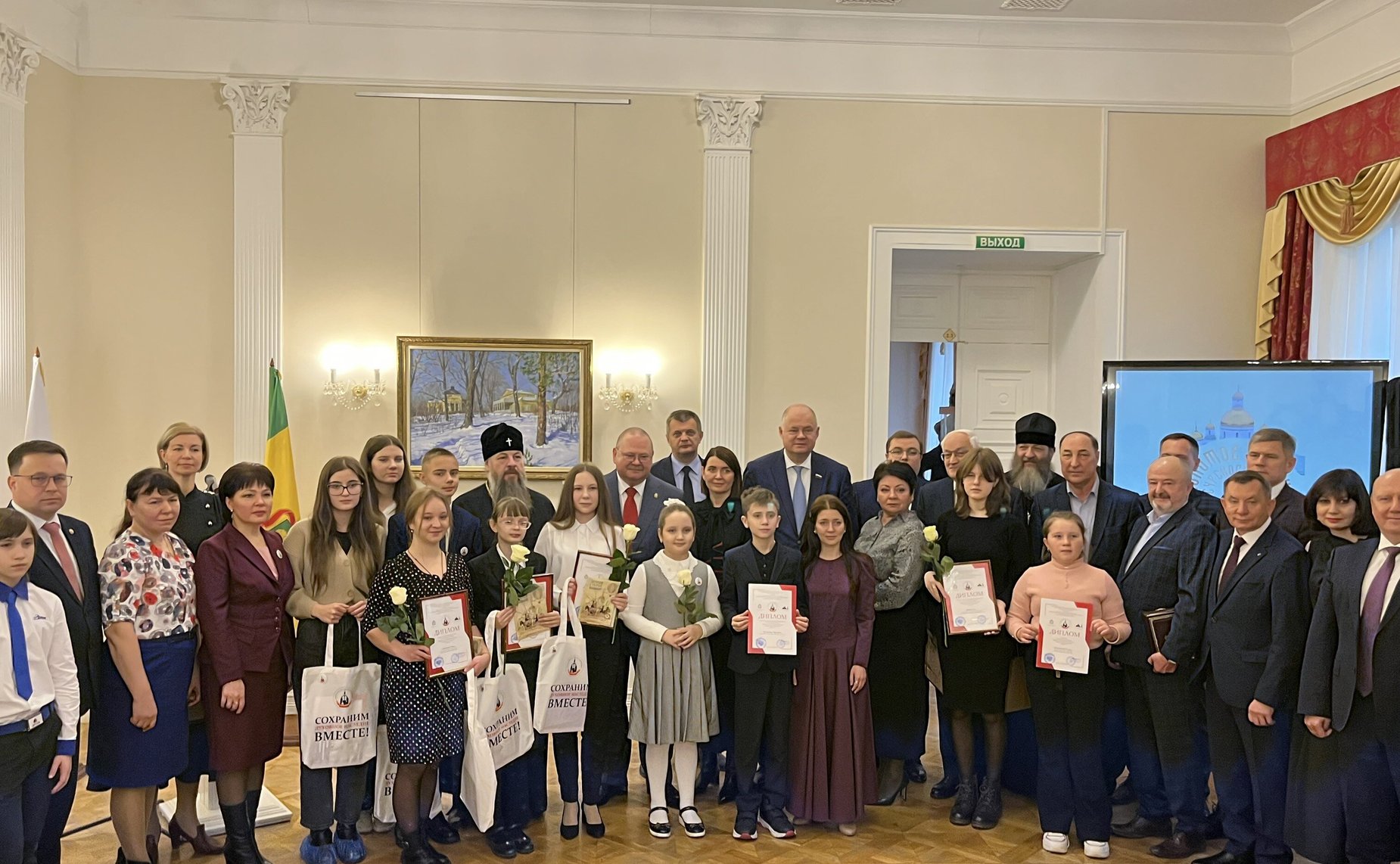 Юлия Лазуткина приняла участие в работе круглого стола по обсуждению перспектив регионального проекта «Золотое кольцо Сурского края»