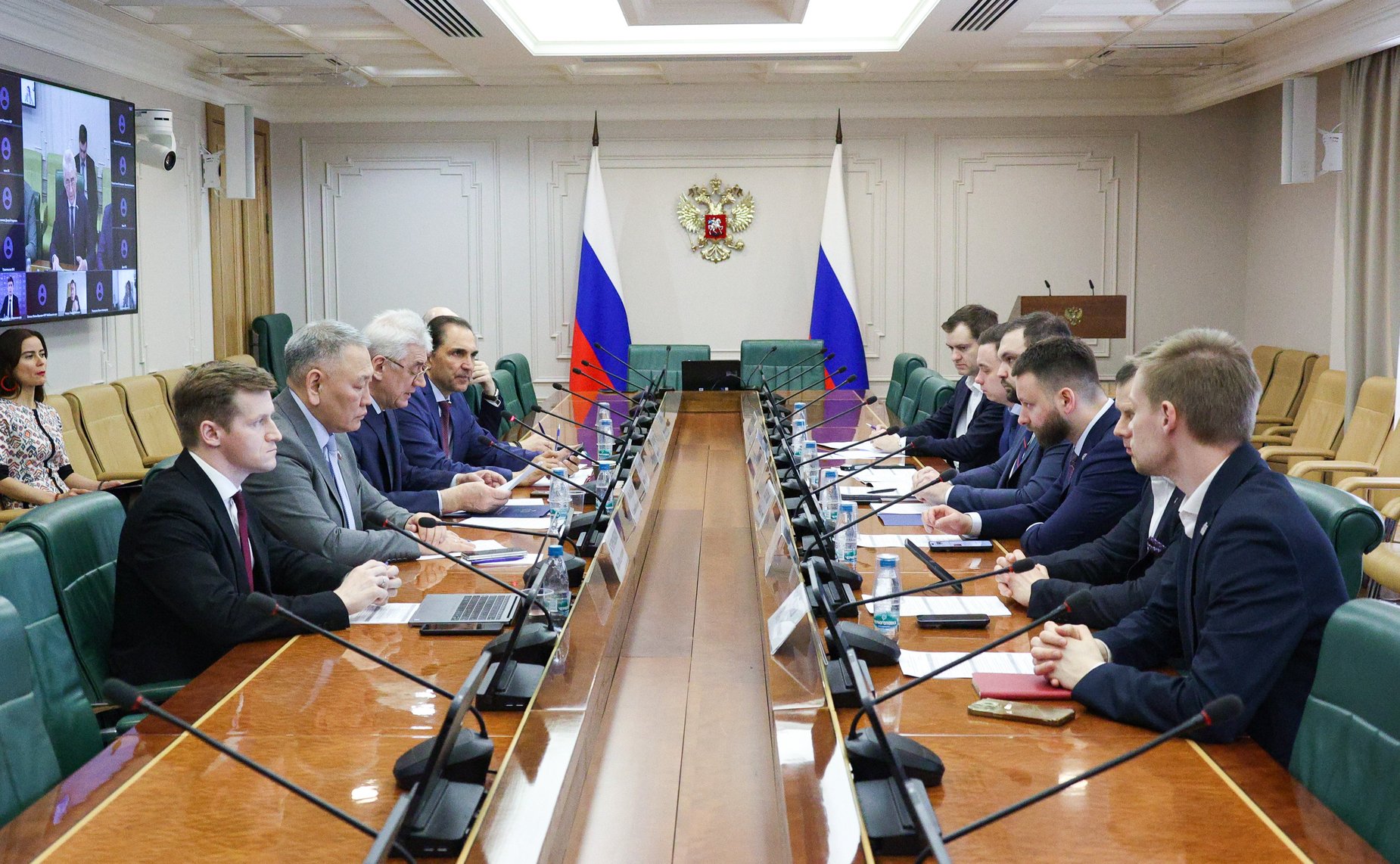 Совещание «Промышленная кооперация: условия для роста производственного и технологического потенциала регионов Дальнего Востока»