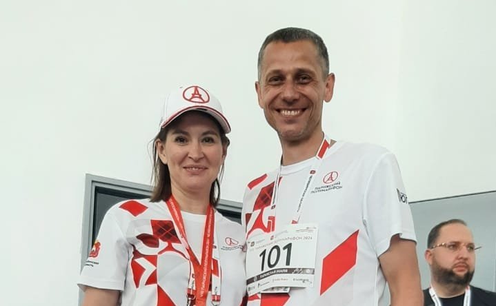 Маргарита Павлова приняла участие в стартовом этапе полумарафона — «Парижской миле»