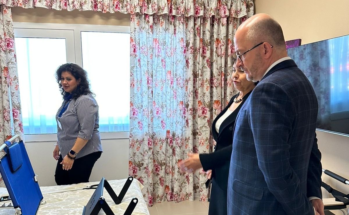 Олег Цепкин посетил отделение фонда «Защитники Отечества» в Челябинской области