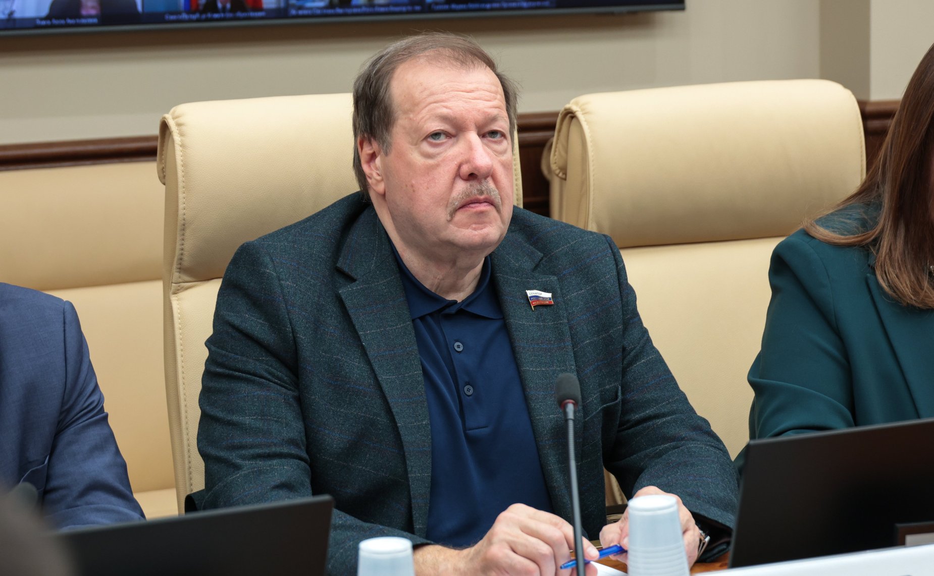 Александр Русаков