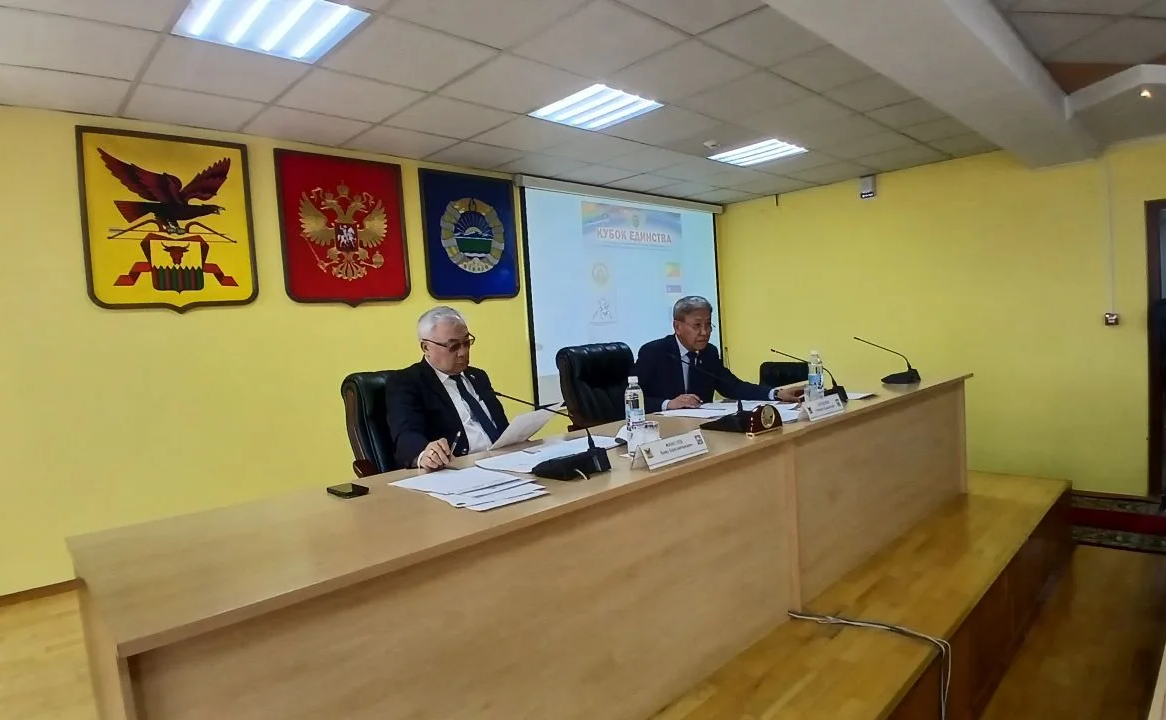 Баир Жамсуев в рамках региональной недели принял участие в заседании организационного комитета по подготовке и проведению первого межрегионального турнира по вольной борьбе «Кубок Единства»